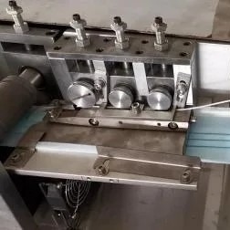 機械を380Vの機械を作る2000W自動マスク作る220V自動紙袋