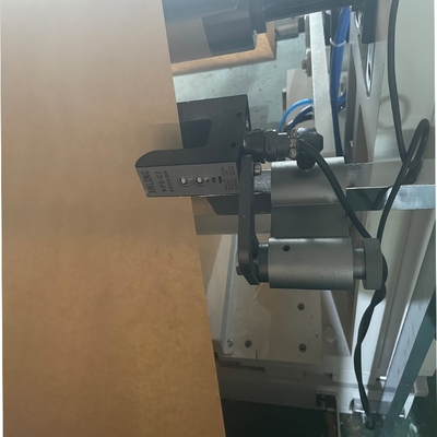 転がされた1100mm 1150mmのためのHJ-1100A-III 3のサーボ自動スリッター