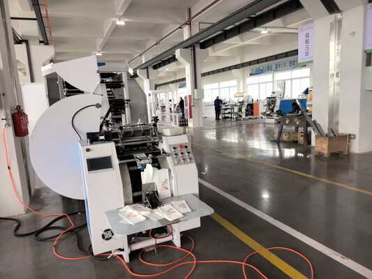 CMYKフレキソ印刷紙袋製造機 50Hz 60Hz 電源 総出力 15KW 大規模包装に適しています