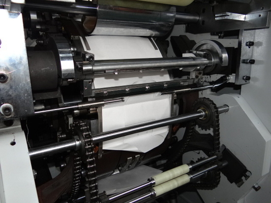 高速PCのMachine#270-530 mmの切断長さ（C）#1200 mmを最高にするプログラム可能なサーボ モーター紙袋。ロールDiametr