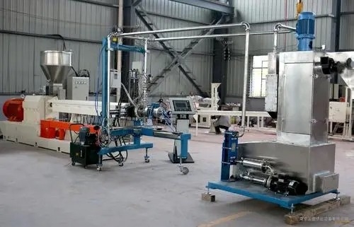 多層PPのHDPE LLDPE LDPEのフィルムの押出機機械