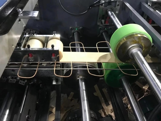 機械に機械を作るに300 PC/最低、歪んだペーパー ロープのハンドルをする高速クラフト紙袋