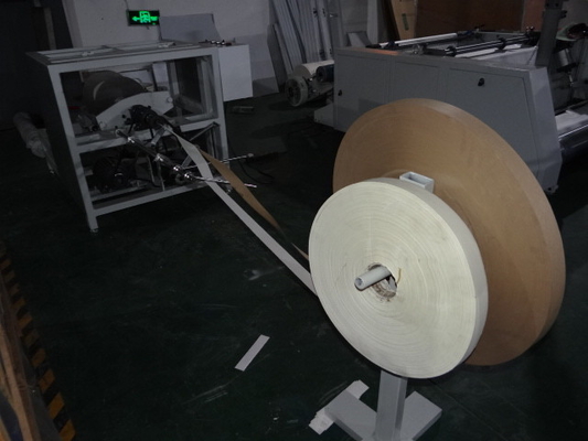 機械に20-80 PC/分をする25-60 gsm Paper#220Vの紙袋ロープのハンドルのための機械を作るクラフト紙袋ロープ