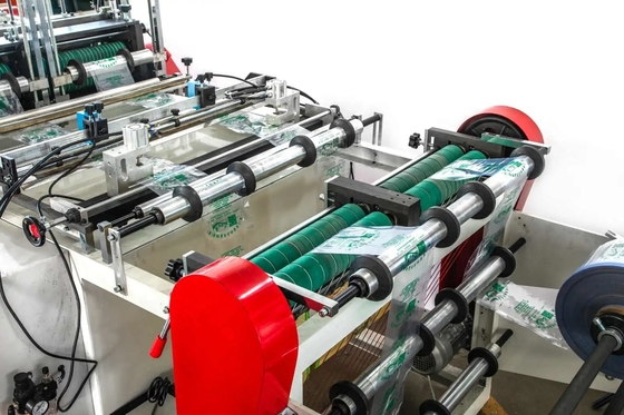 自動ポリ塩化ビニール及びPEアーク袋Machine#120*2 PC/分Speed#100-450mm袋width#10-100um材料の厚さを作り出す