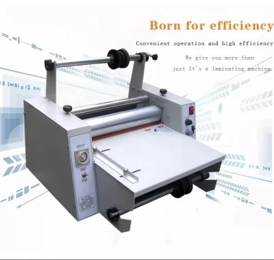 OPP 900mm切り開くRewinder機械5m/分Nonweavingのフィルムの薄板になること